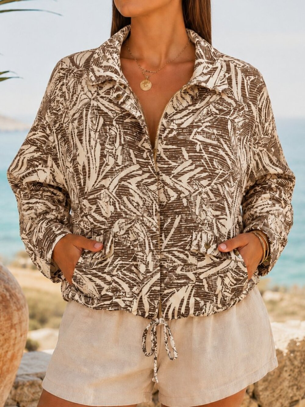 Chico's Zenergy Tropical Print Zip Jacket Resort Travel Brown Cream Size 2 L